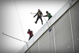 Ostatni moment! Skok Dream Jump we Wrocławiu z Tarczyński Arena. 40 metrów swobodnego lotu.  Ceny, dojazd, zdjęcia i film