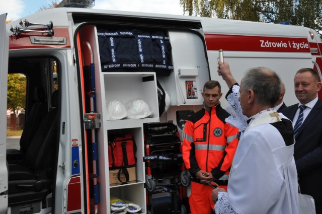 Nowoczesny ambulans trafił do opoczyńskiego szpitala