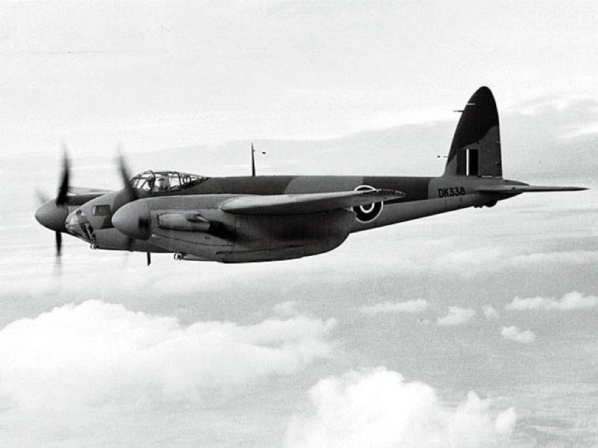 Mosquito B Mk IV ze 105. Dywizjonu RAF, jego prędkość max....