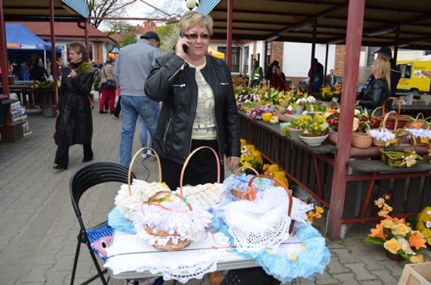 Wielkanocny Jarmark na targowisku w Głogowie