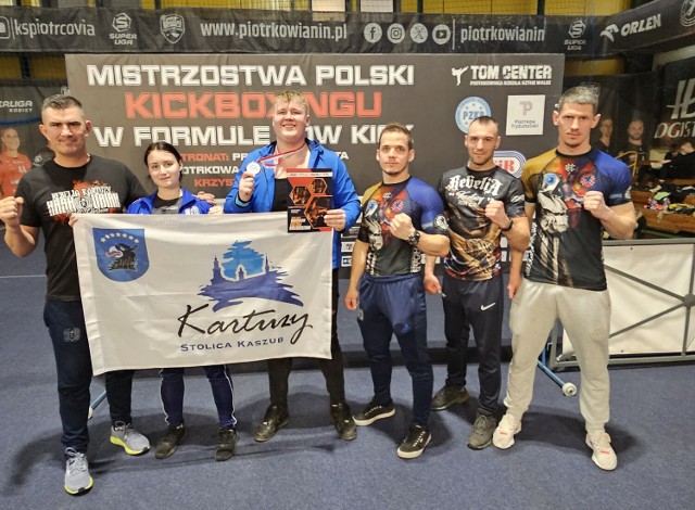 Arkadiusz Górski z Rebelii Kartuzy zdobył srebrny medal na Mistrzostwach Polski w Kickboxingu low-kick seniorów.