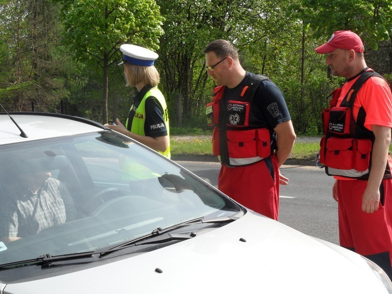 Lubliniec: Policja, ratownicy medyczni i mundurówka kontrolowali kierowców