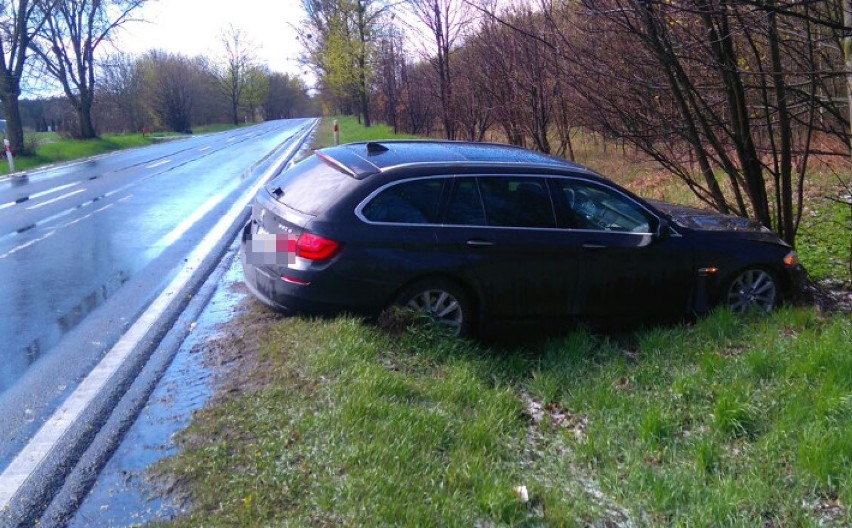 Wypadek z udziałem trzech pojazdów [zdjęcia]