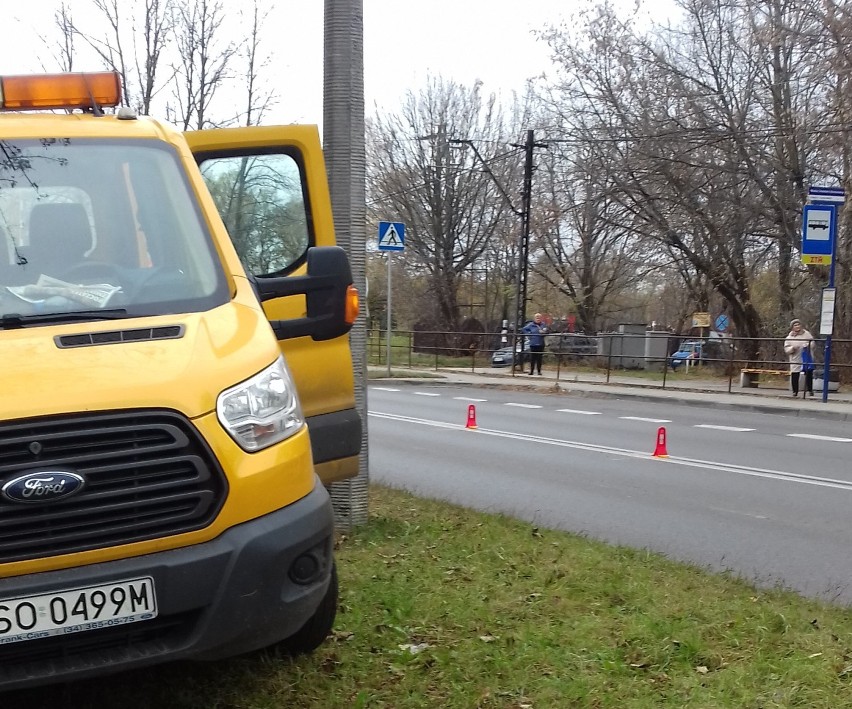 W Sosnowcu przed przejściami dla pieszych montowane są separatory. Na razie na ulicy Wojska Polskiego