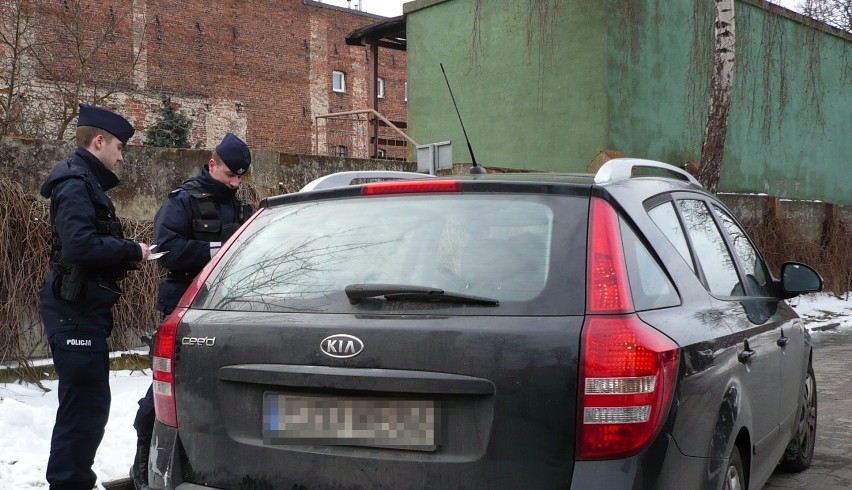 Straż graniczna z policją kontrolowała drogi i targowisko w Zduńskiej Woli