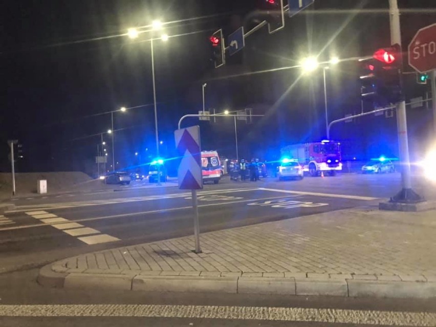 Wypadek przy Galerii Libero w Katowicach. Zderzył się radiowóz z autem osobowym! Policjant został ukarany mandatem