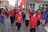 Radosny Bieg Niepodległości w Świdnicy. Pobiegły biało - czerwone tłumy (ZDJĘCIA)