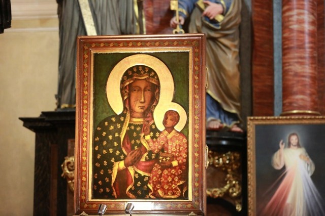 Nawiedzenie kopii obrazu Matki Bożej Jasnogórskiej w dekanatach Mogileńskim i Strzeleńskim.