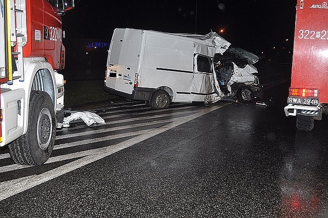 Tuż po północy policjanci interweniowali na miejscu wypadku...