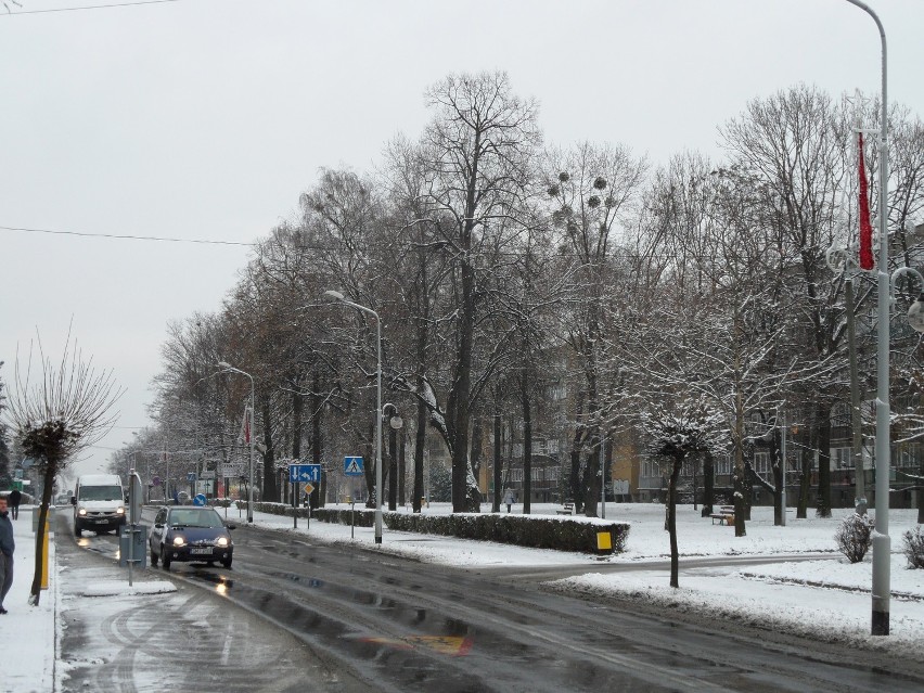 Dzień Dobry powiecie mikołowski w ten zimowy poranek i w wigilię odwiedzin Świętego Mikołaja