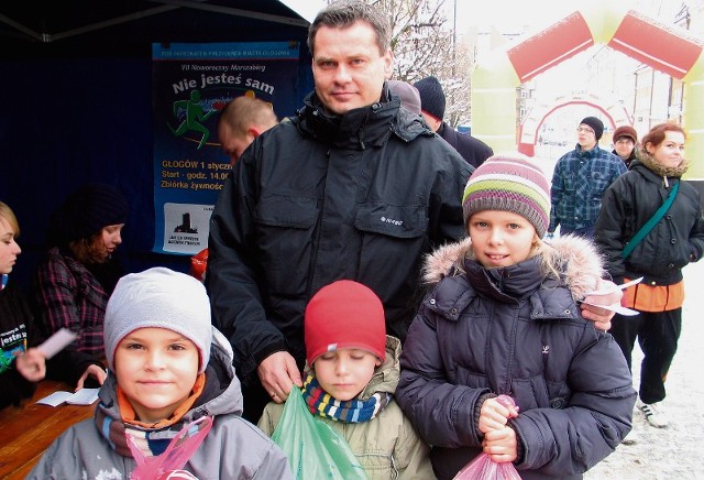 Paweł Chmielnicki z Jaczowa wziął udział w biegu z synami Gracjanem i Bartkiem oraz Julią z Polkowic