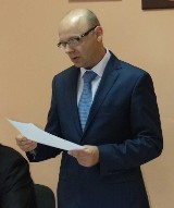 Pajęczno: Ważą się losy radnego Piotra Kruka