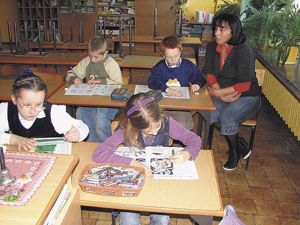 W Szkole Podstawowej nr 12 w Zgierzu w niektórych klasach na lekcjach jest zaledwie trzech, czterech uczniów.