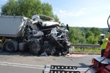 Zabłędza. Ciężarówka zderzyła się z autem i autobusem. Cud, że nikt nie zginął! [ZDJĘCIA]