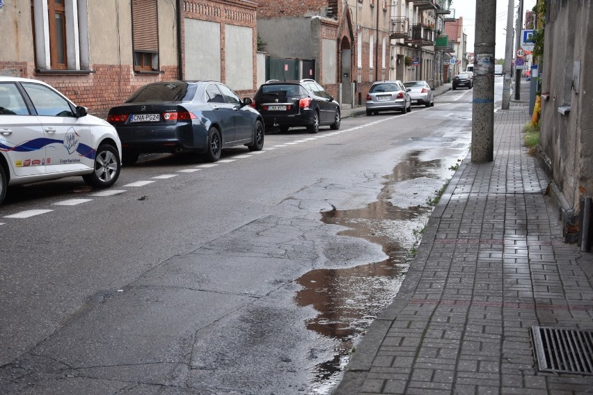 Na całej ulicy położona zostanie kanalizacja deszczowa