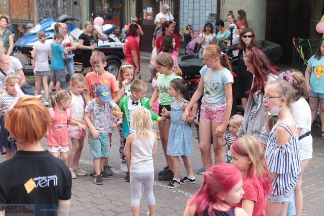 „Śródmieście Cafe” organizowało już w 2020 r. imprezę plenerową. 1 lipca odbyło się  „Śródmiejskie powitanie wakacji”, adresowane głównie do najmłodszych mieszkańców Włocławka.
