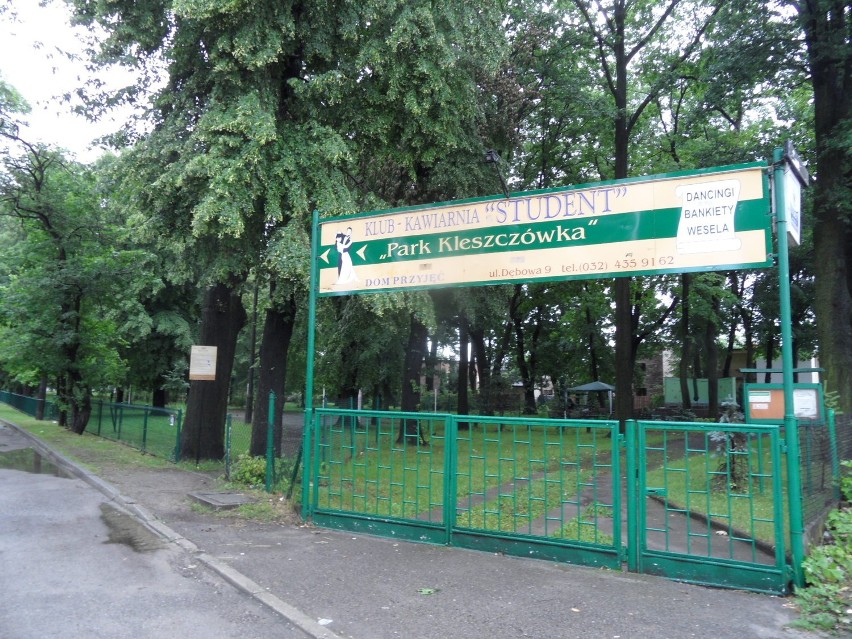 Zniszczony park na Kleszczówce