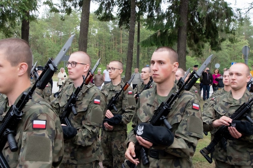 Przysięga żołnierzy dobrowolnej zasadniczej służby wojskowej...