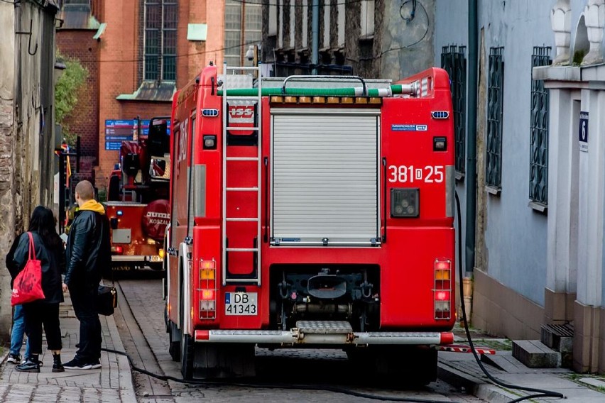 Wałbrzych: Straż pożarna na ulicy Moniuszki (poniedziałek 18.10.2021)
