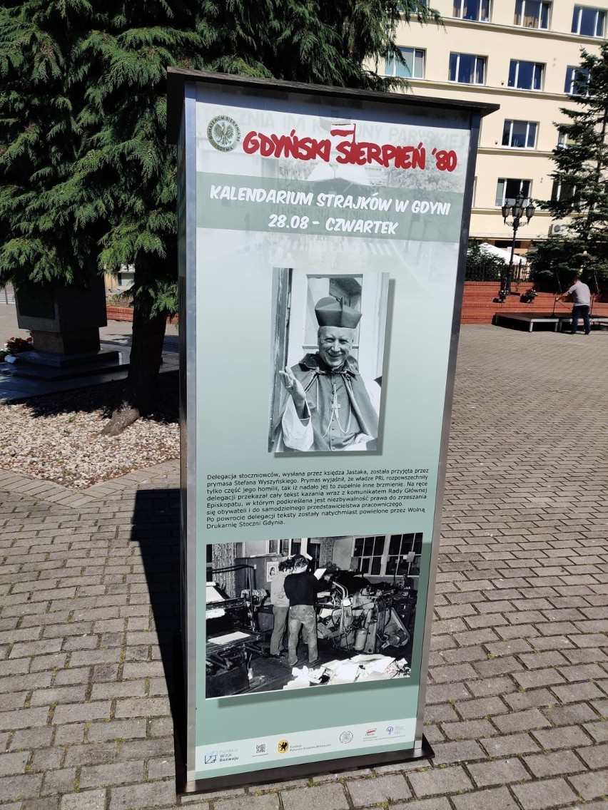 Gdyński Sierpień '80 oraz 100-lecie odzyskania niepodległości na Pomorzu w ramach wystawy przy gdyńskiej Bazylice Morskiej