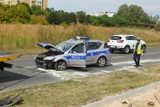 Wypadek radiowozu na Szeligowskiego - zderzył się z osobówką [ZDJĘCIA]