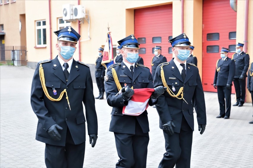 Powiatowe obchody Dnia Strażaka. Były medale i awanse na wyższe stopnie 