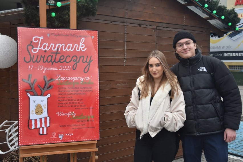 Jarmark w Jastrzębiu odbywa się przed kinem "Centrum".