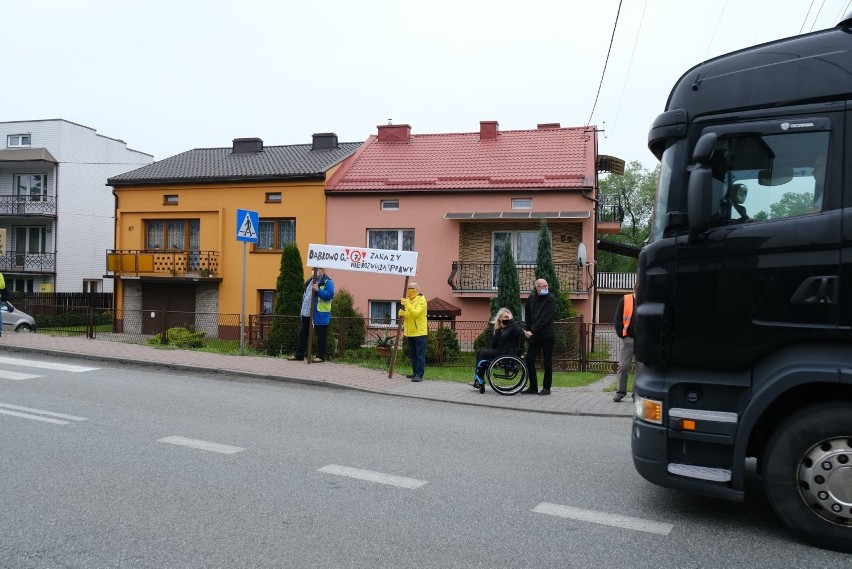 W Sławkowie mieszkańcy protestowali przeciwko uciążliwym...