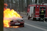Pożary samochodów w Siechnicach. Porachunki, podpalenia czy przypadek?
