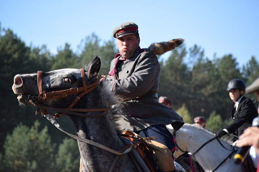 Janów. Hubertus 2018 i tradycyjna "Gonitwa za lisem"