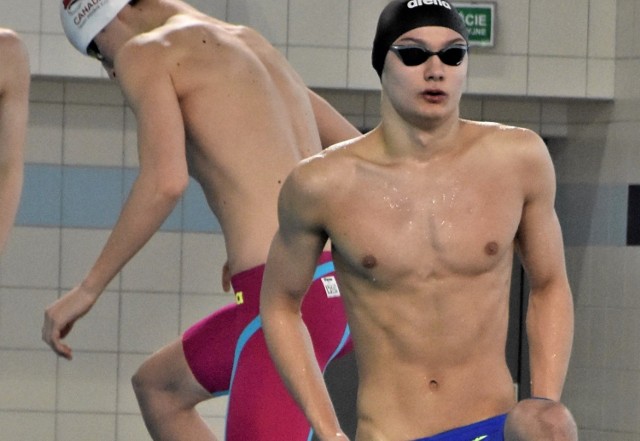 Ośwęcimianin Mateusz Mamcarz okazał się najlepszy w kategorii chłopców 15- i 16-letnich Grand Prix Małopolski na długim basenie.