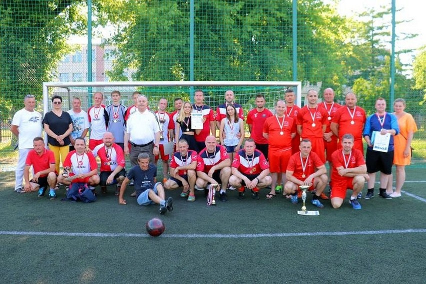 Uczestnicy turnieju Mini - Euro 2020 o Puchar Starosty...