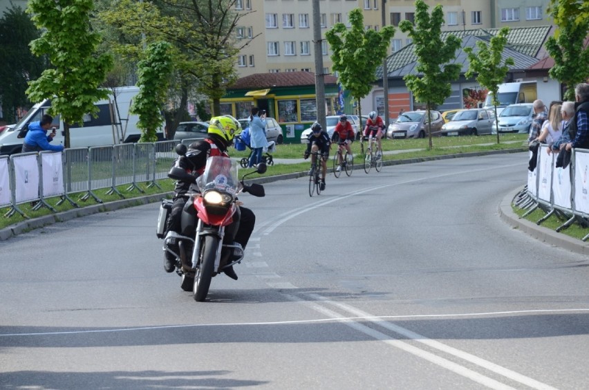 Kryterium kolarskie w Bełchatowie. Amatorzy i zawodowcy ścigali się na ulicach Bełchatowa [ZDJĘCIA]