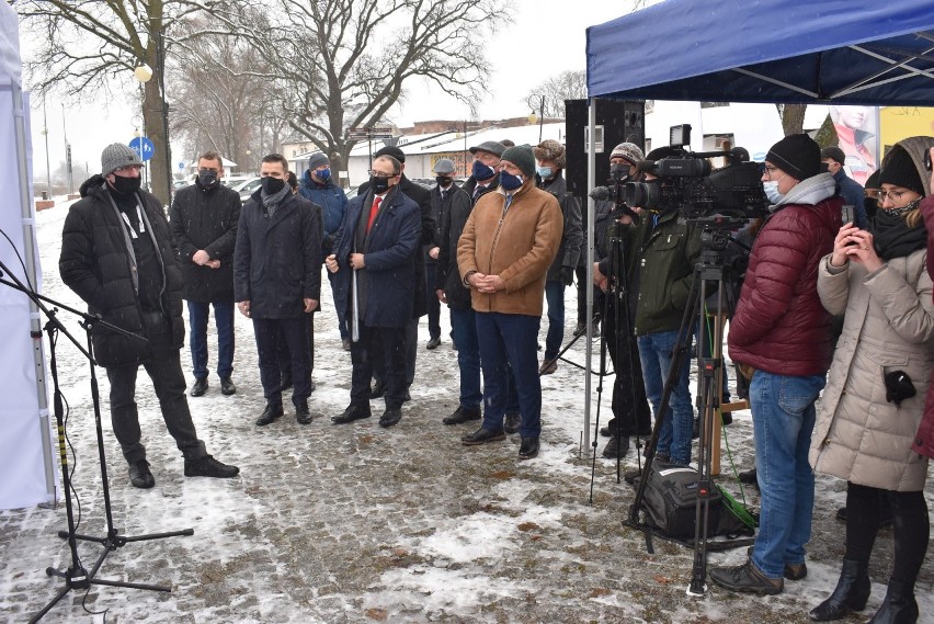 Tak wyglądała konferencja prasowa w Krośnie Odrzańskim,...