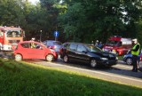 Wypadek w Opatówku z udziałem ambulansu [FOTO, WIDEO]