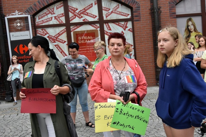 Protest przeciwko przemocy, Legnica solidarna z Białymstokiem [ZDJĘCIA]