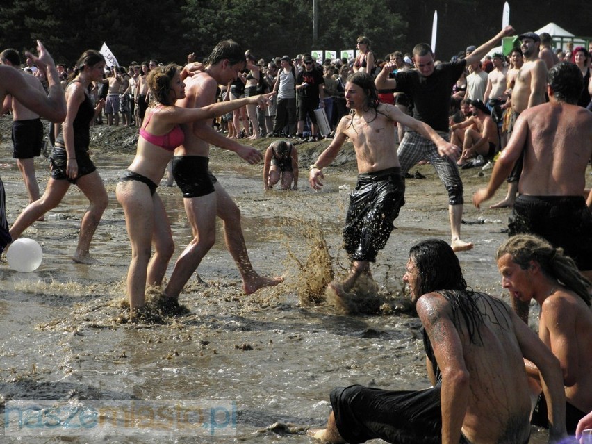 Woodstock 2011 błoto. Ekipa z Torunia wróciła z Przystanku Woodstock 2011. Zobacz zdjęcia
