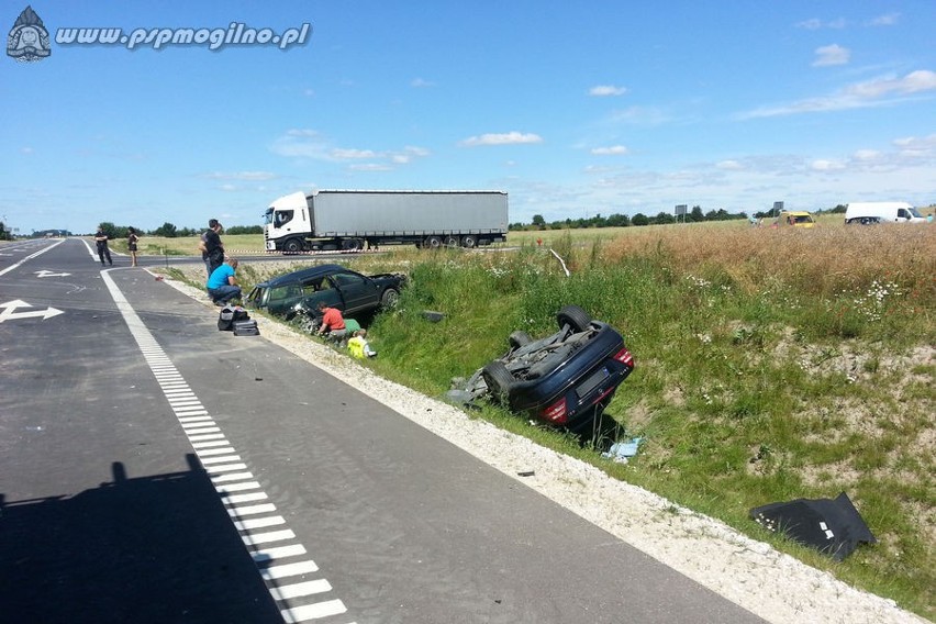 WYPADEK MOGILNO NIEZŁOMNYCH OBWODNICA