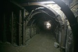 Podziemia pod Wzgórzem Zamkowym w Będzinie. Co kryją tajemnicze tunele? [ZDJĘCIA, FILM]