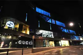 Gucci, Chanel, Dior, Louis Vuitton, Versace i Prada. Luksusowe sklepy w  Warszawie - gdzie są? [PRZEGLĄD] | Warszawa Nasze Miasto