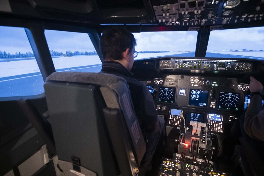 Airpoint. Tu można usiąść za sterami Boeinga 737-800. „Przychodzą tu piloci, którzy chcą poćwiczyć”