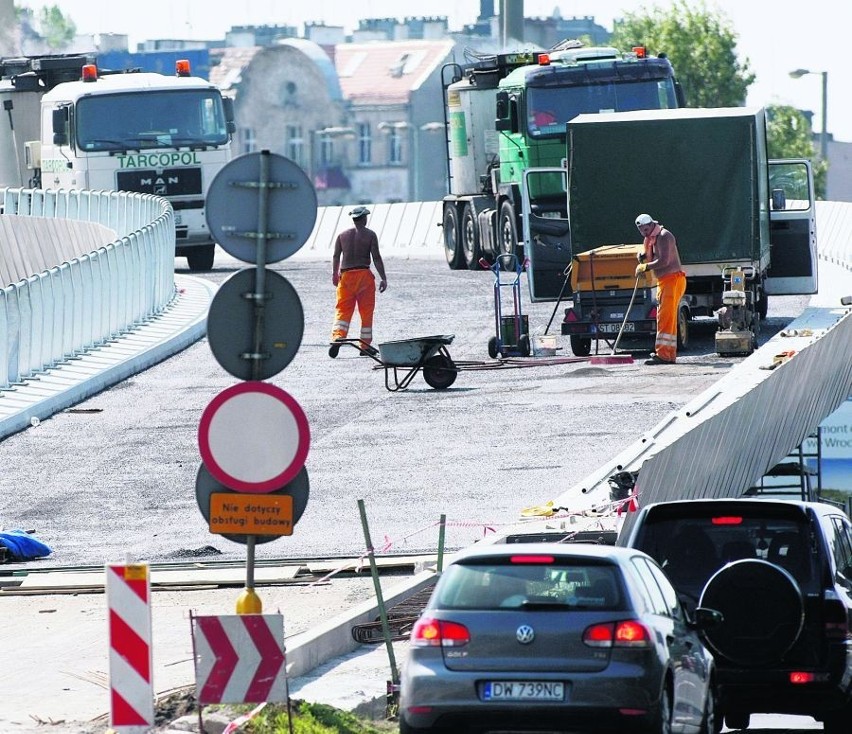 Tak zwany plac Społeczny - tutaj akurat remont estakady jest...