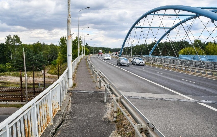 Rozpoczynają się kolejne prace przy przebudowie wiaduktu J....