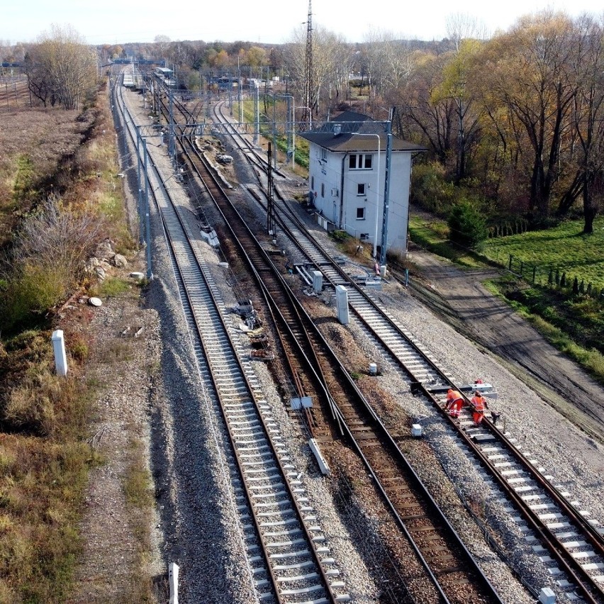 Kraków - Wieliczka. Pociągi wracają na swoją trasę. Koniec remontu torów