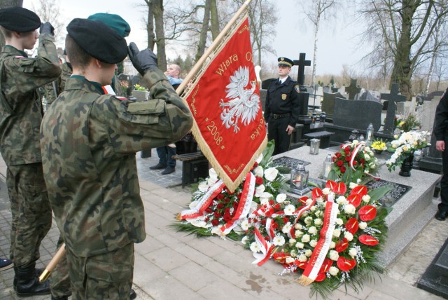 8. rocznica katastrofy smoleńskiej. Oddali hołd kaliszance Gabrieli Zych