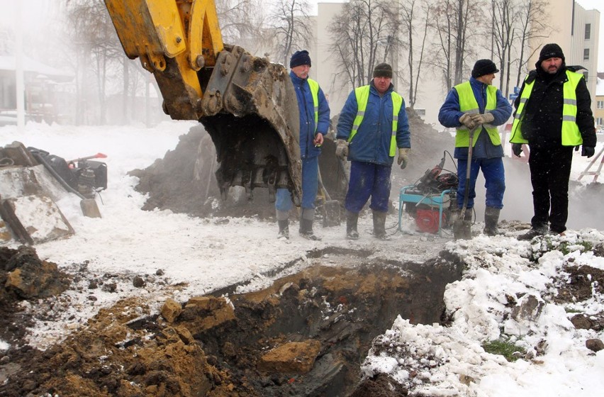 W Piotrkowie 80 bloków bez ciepła. Trwa usuwanie awarii