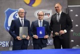  Urząd Marszałkowski wsparł finansowo siatkarzy i badmintonistów 