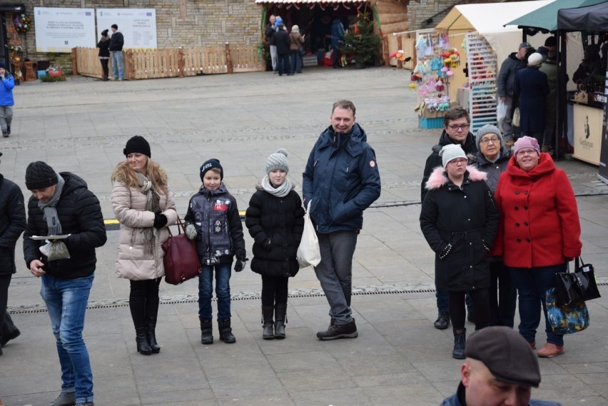 Gorlice. Świąteczny Jarmark na Rynku - było wszystko, co potrzeba na święta, a nawet więcej!