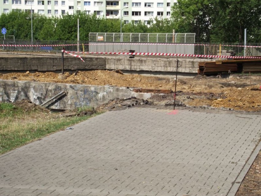 Strażak ranny na budowie trasy tramwajowej na Franowo - dalsze prace niezagrożone