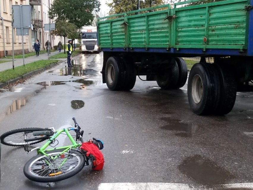 Wypadek w Międzychodzie przy ulicy Sportowej i 17 Stycznia...